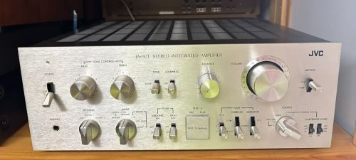 JVC JA-S71
